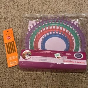 Knitting Loom & US8 Knitting Needles